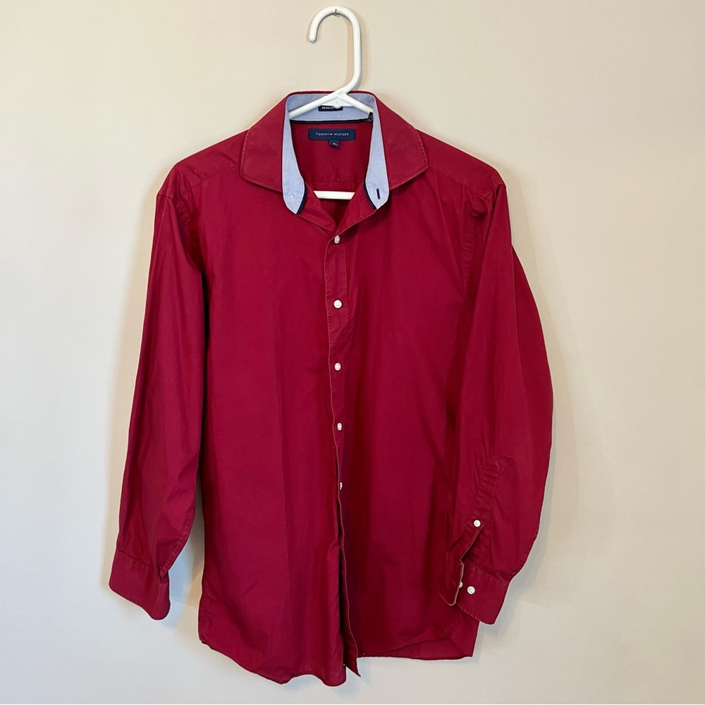 Tommy HILFIGER Men’s Regular Fit Burgundy Dress Shirt Long Sleeve